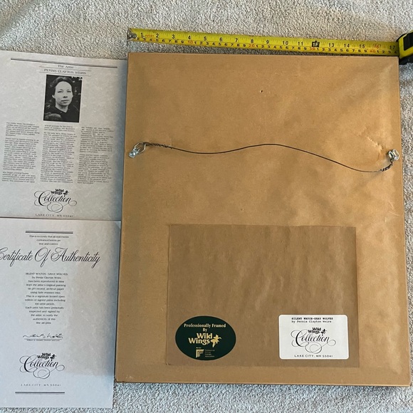 “Silent Watch Grey Wolves” by Persis Clayton Weirs Authentication attached. - Picture 11 of 15